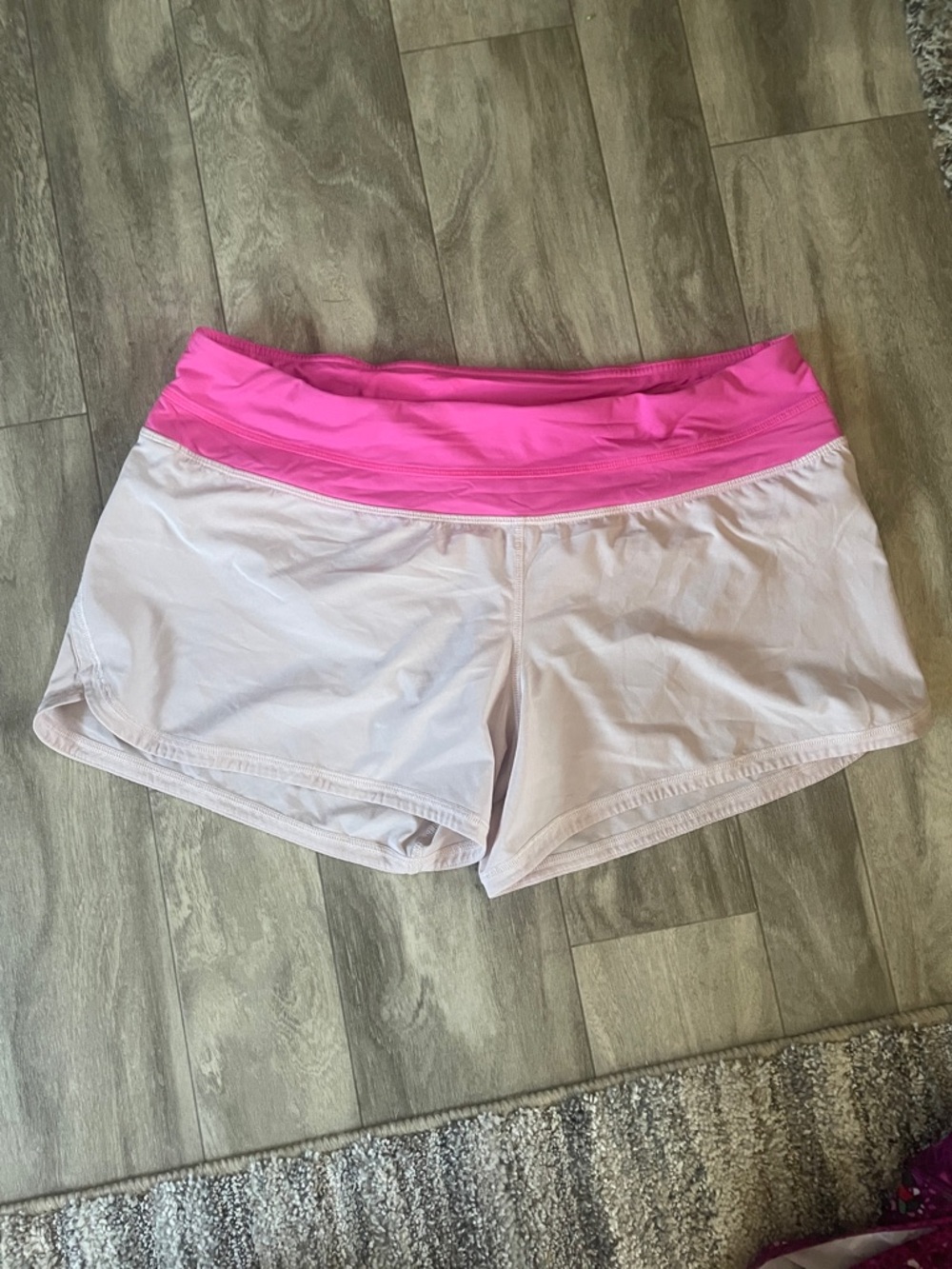 Lululemon run time short 10